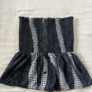 Black and White Aloha Print Top